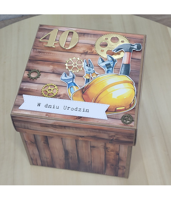 Exploding box, 40 urodziny, narzędzia, deski, personalizacja, handmade