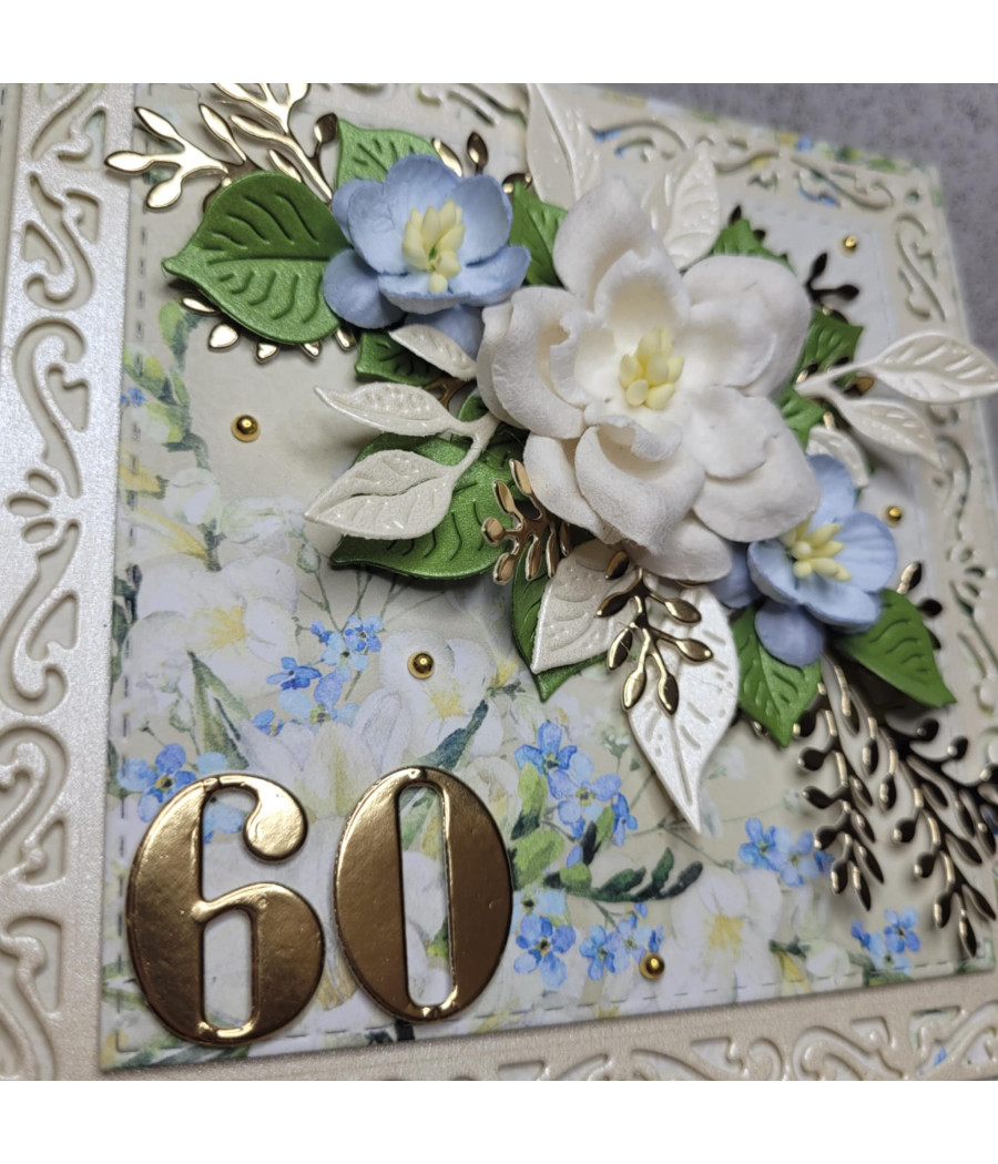 Kremowa kartka na 60 urodziny, kwiaty, handmade