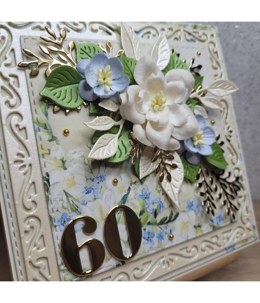 Kremowa kartka na 60 urodziny, kwiaty, handmade