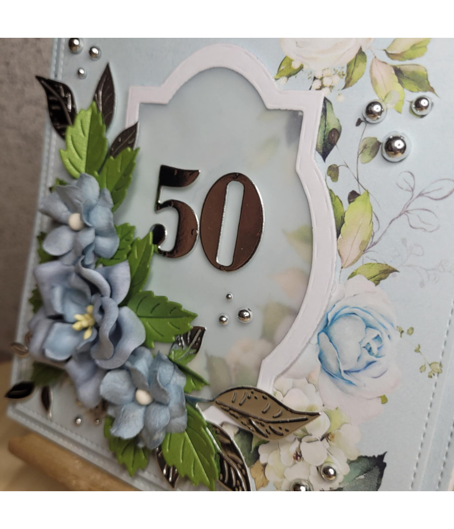 Błękitna kartka, 50 urodziny, kwiaty, handmade