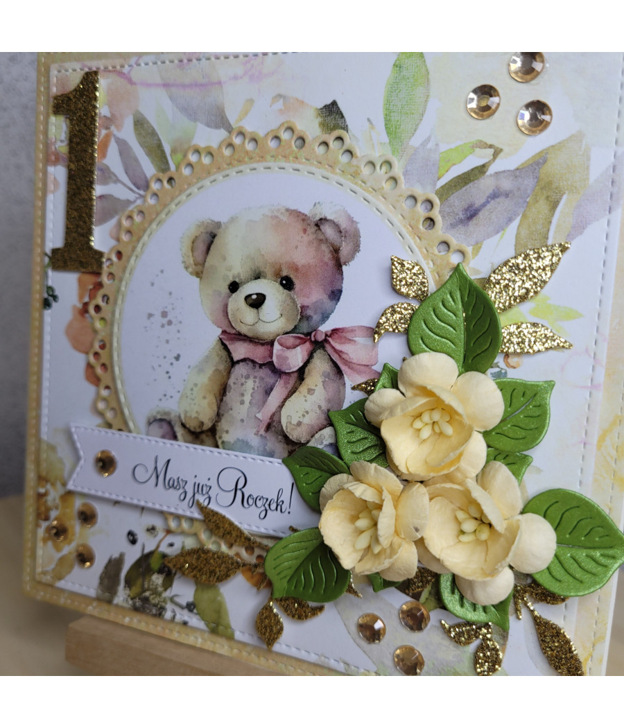 Kremowa kartka na Roczek z misiem, handmade
