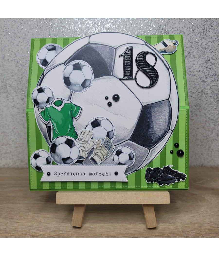 Zielona, składana piłkarska kartka na 18 urodziny, handmade