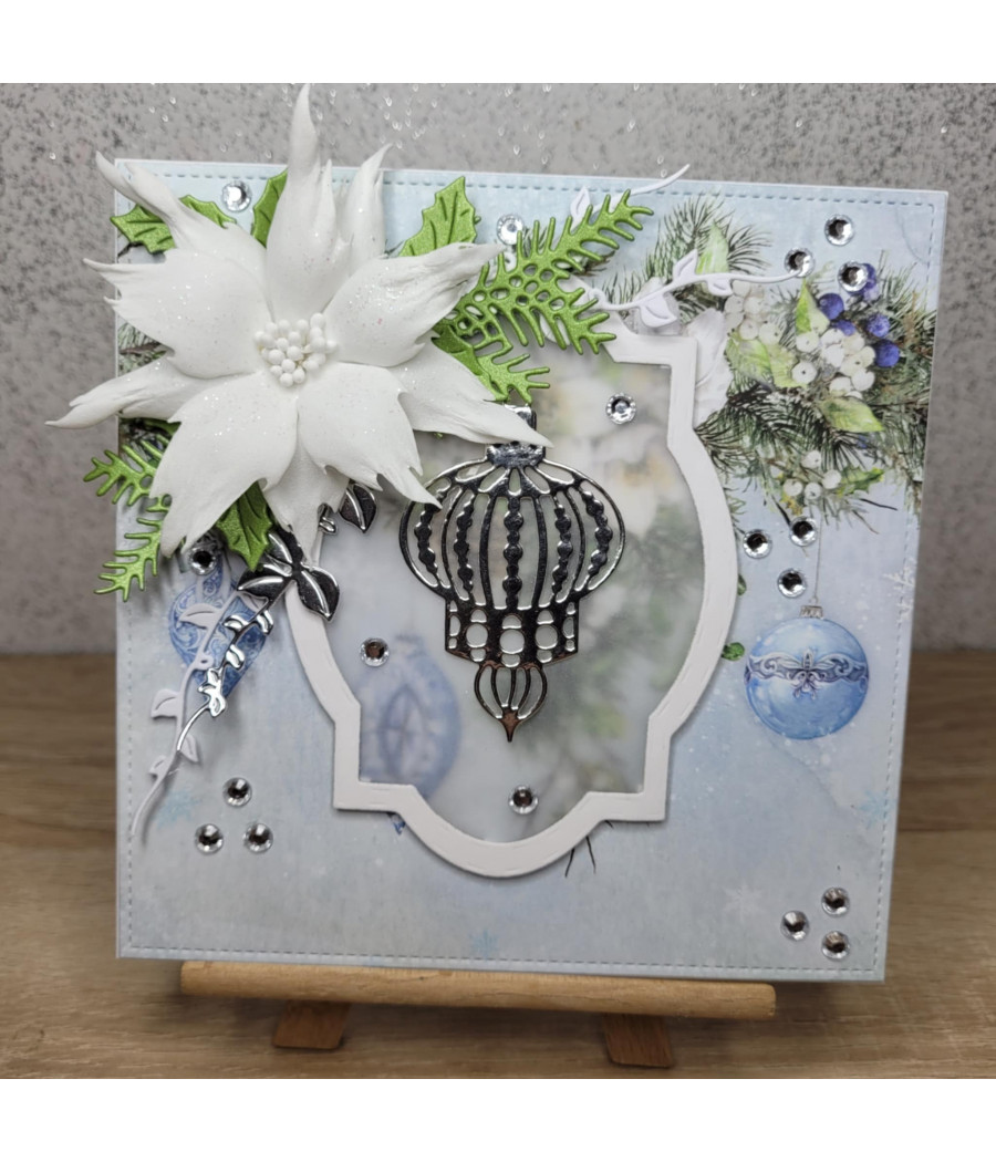 Niebieska kartka na Boże Narodzenie, bombka, handmade