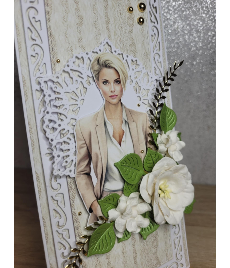 Beżowa, koronkowa kartka na urodziny, kobieta, handmade