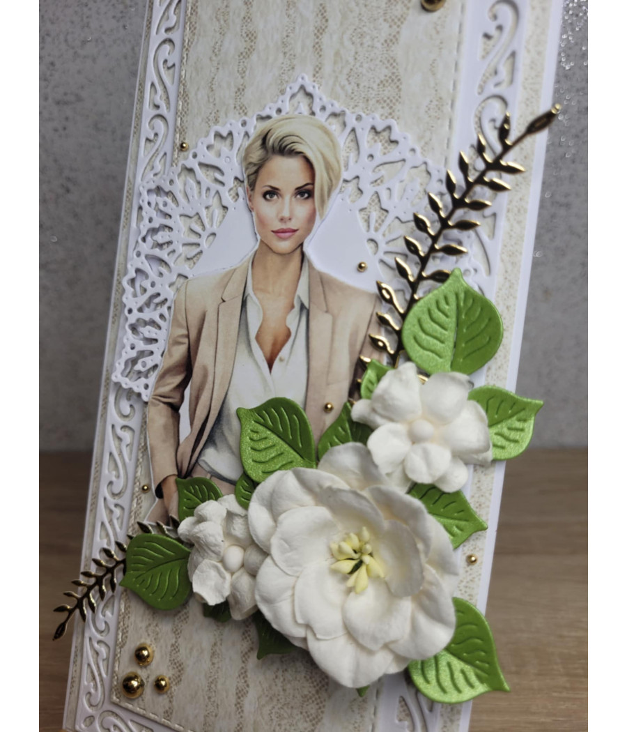 Beżowa, koronkowa kartka na urodziny, kobieta, handmade