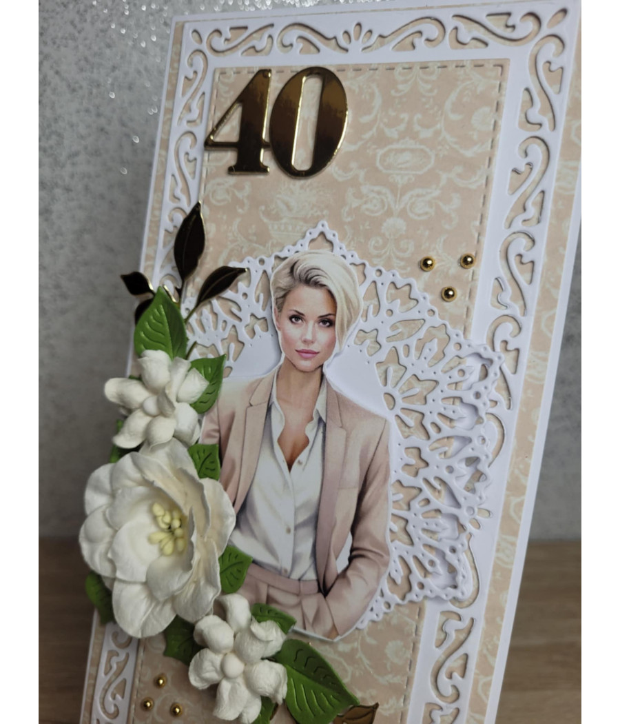 Beżowa, kobieca kartka na 40 Urodziny, handmade