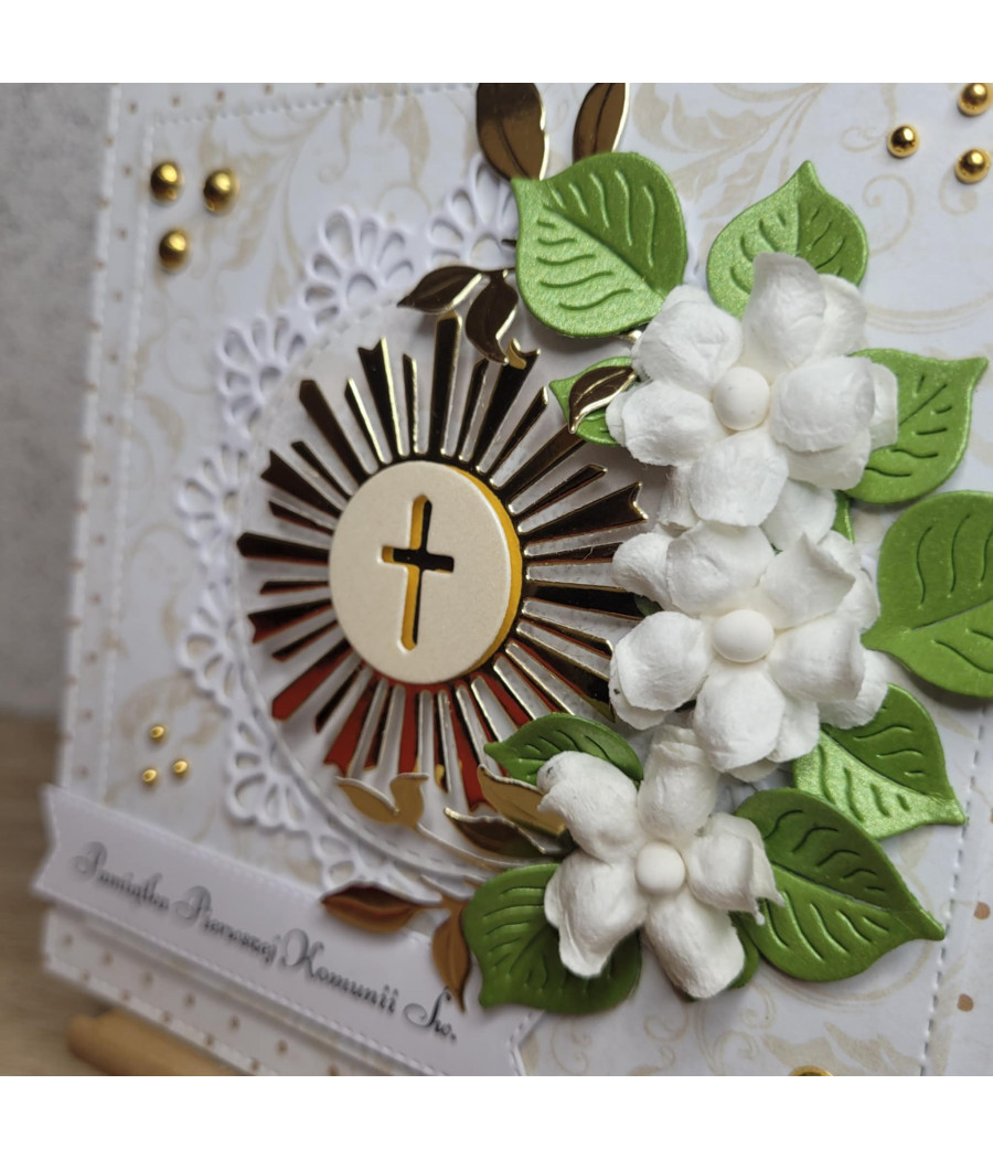 Kremowo-beżowa kartka na Komunię, IHS, handmade