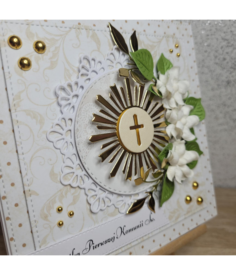 Kremowo-beżowa kartka na Komunię, IHS, handmade