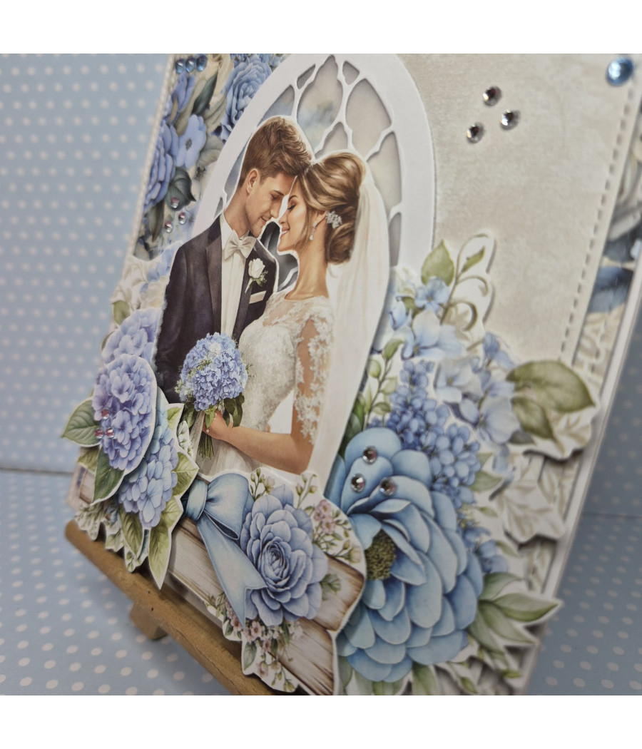 Niebieska ślubna kartka z Parą Młodą, handmade, hortensje