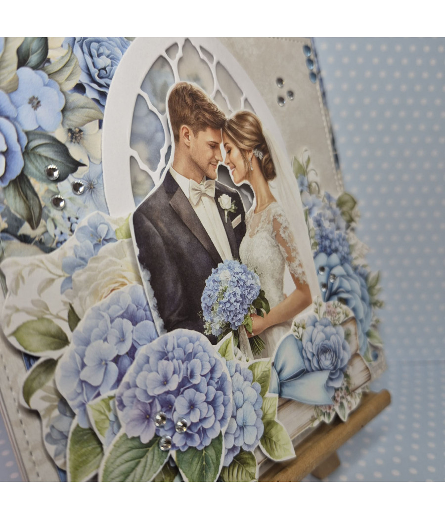Niebieska ślubna kartka z Parą Młodą, handmade, hortensje