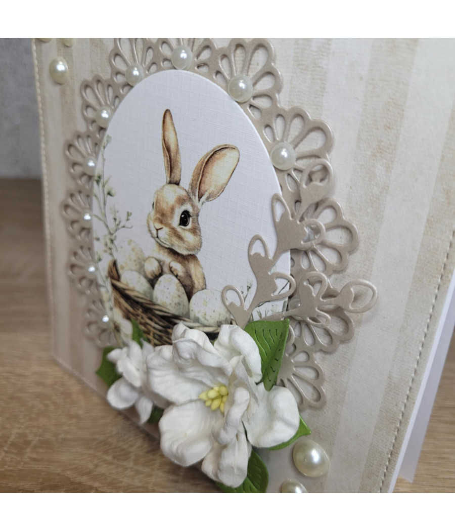 Wielkanocna kartka z zajączkiem, kwiaty, bazie, handmade